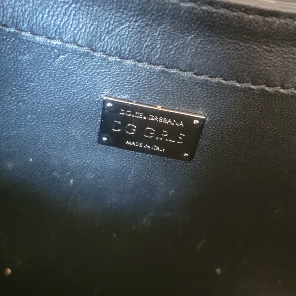 I'm selling my pre-owned authentic D&G - Picture 10 of 15